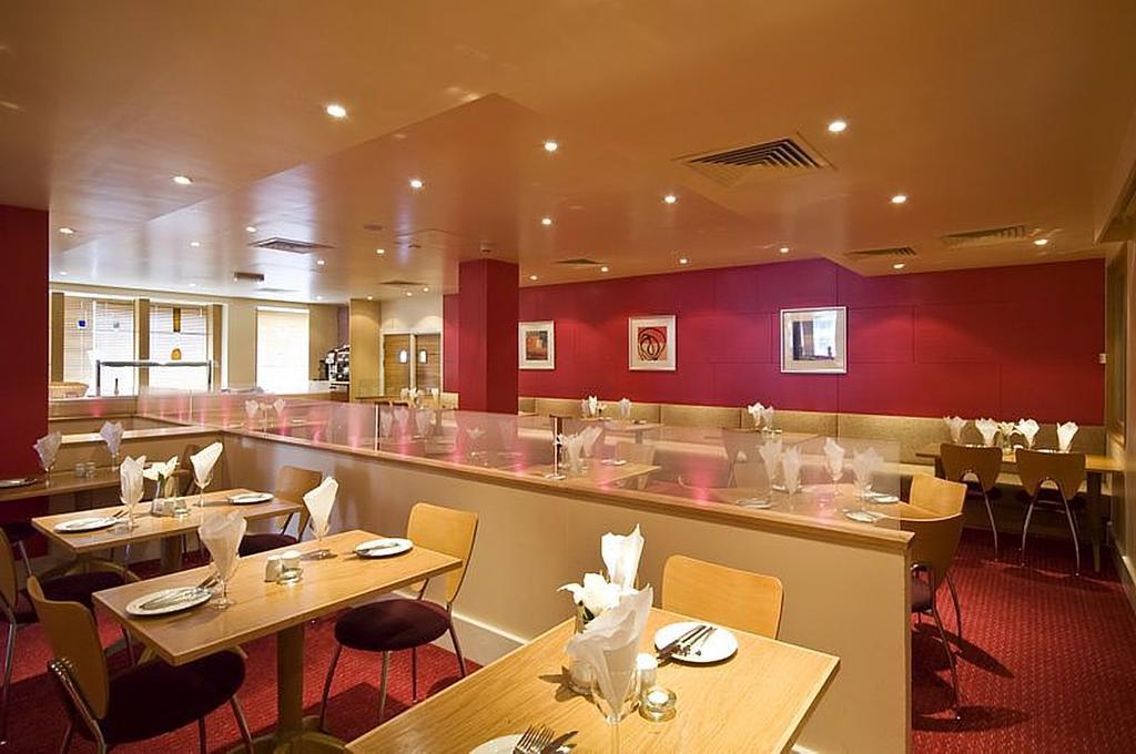 Premier Inn Glasgow City Centre - Argyle Street Exterior photo