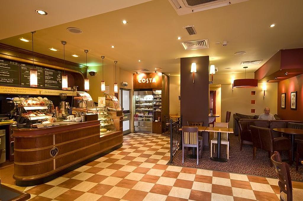 Premier Inn Glasgow City Centre - Argyle Street Exterior photo